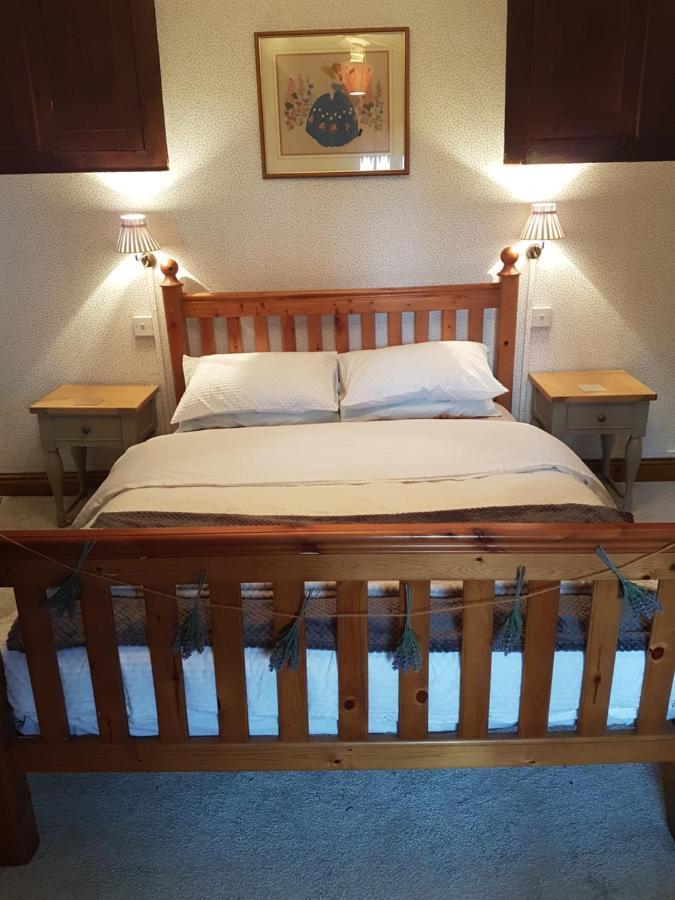 Cudoille Bed & Breakfast Armous-et-Cau Bagian luar foto