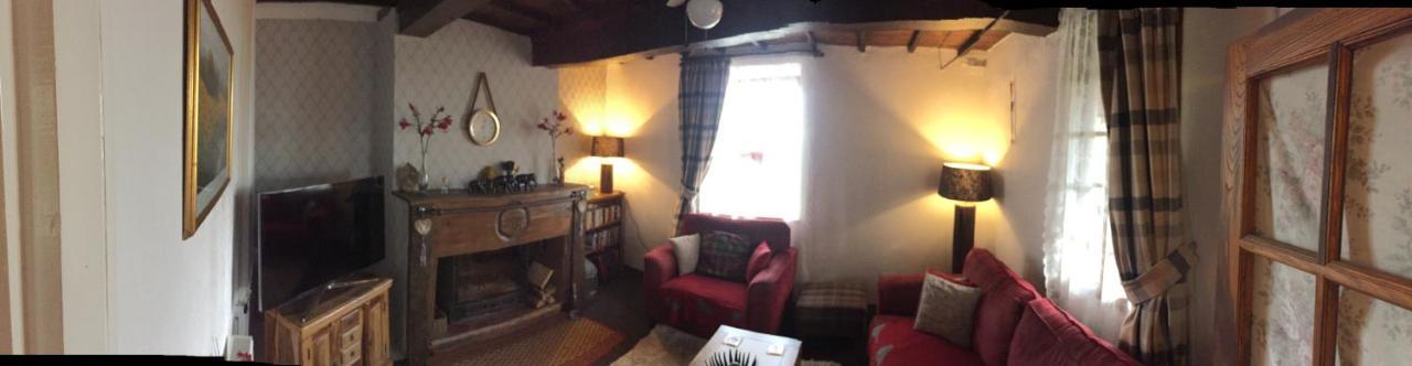 Cudoille Bed & Breakfast Armous-et-Cau Bagian luar foto